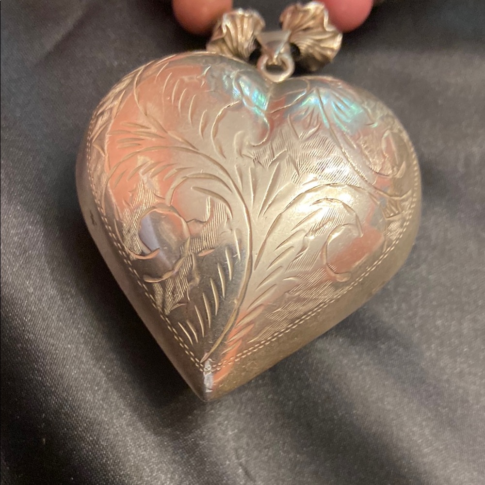 Vintage Sterling Silver Heart Pendant and Pink Stone Necklace - Picture 2 of 16